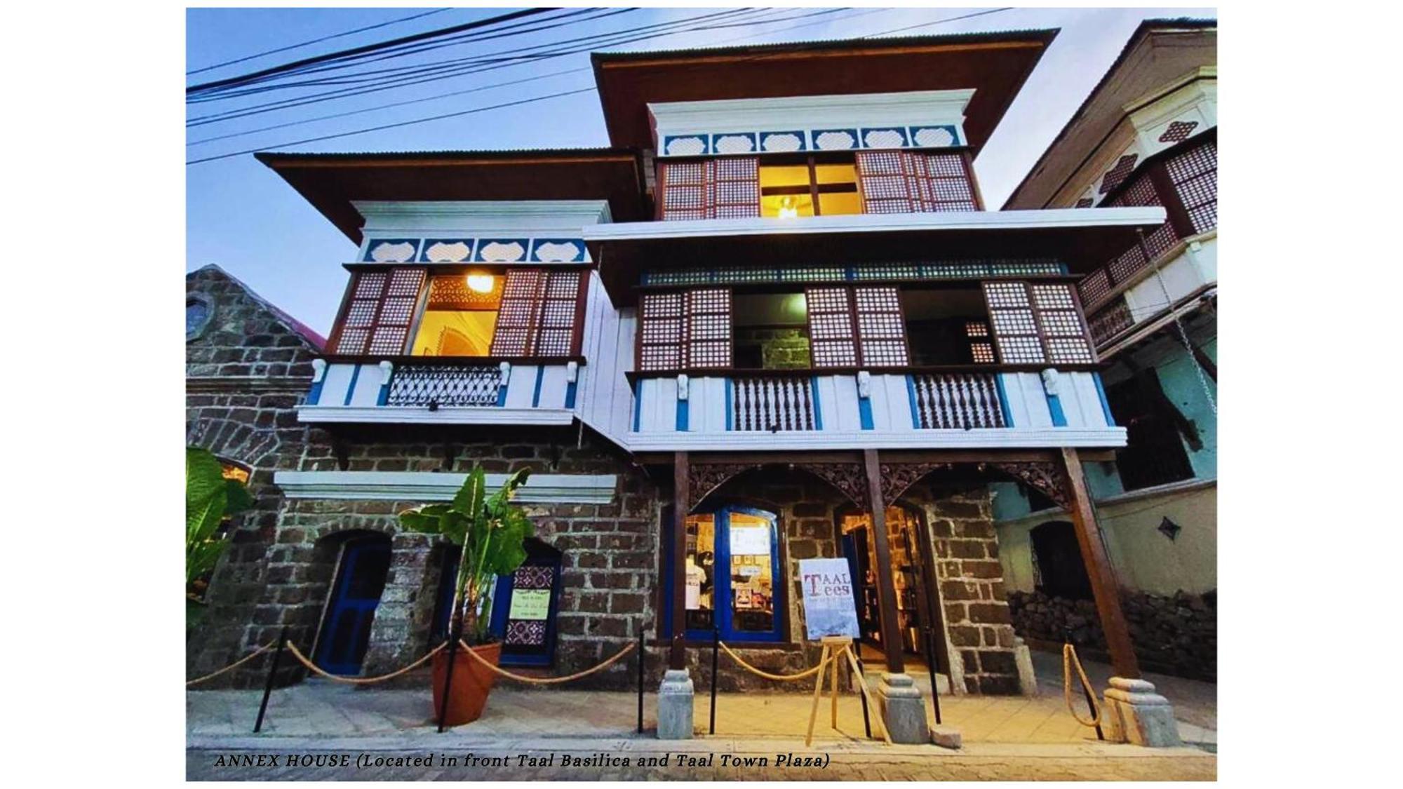 Paradores Del Castillo Bed & Breakfast Taal Exterior photo