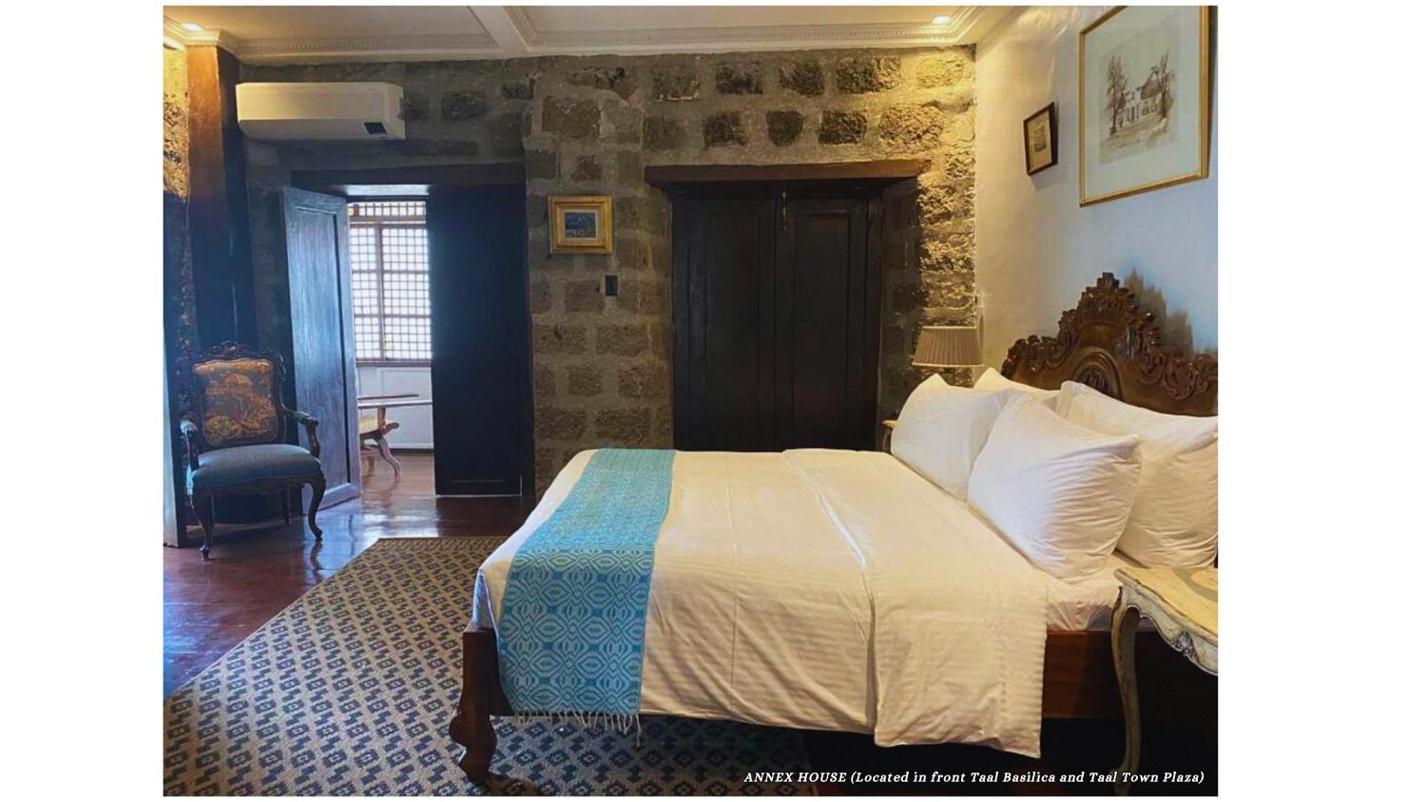 Paradores Del Castillo Taal Exterior photo