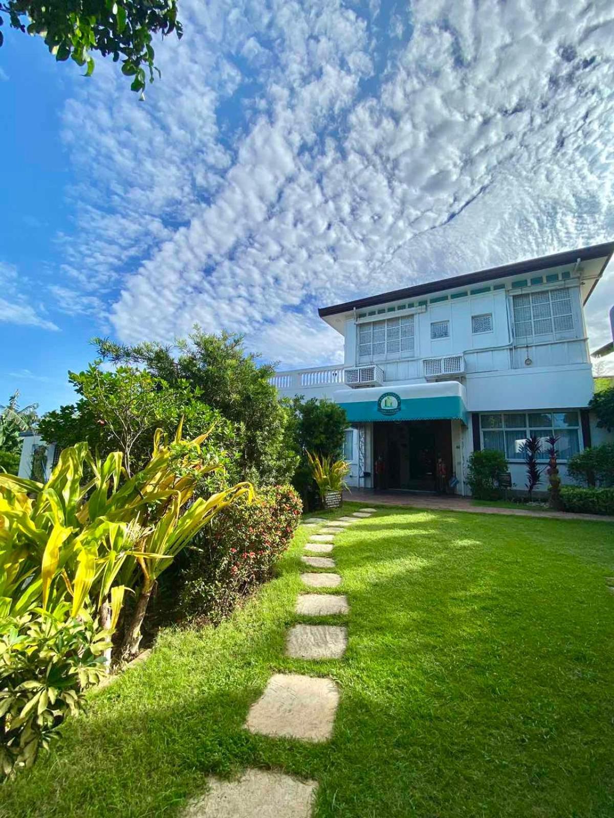 Paradores Del Castillo Taal Exterior photo
